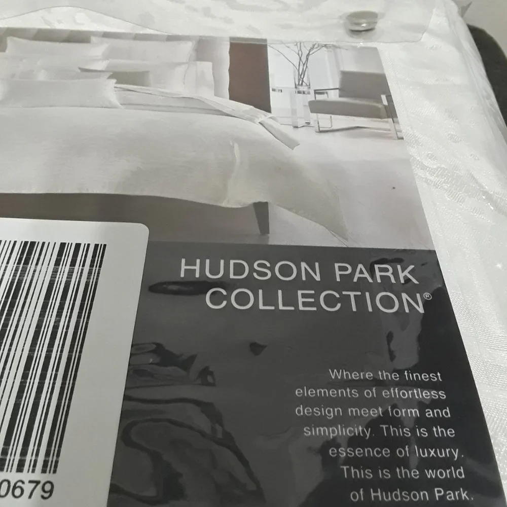 Hudson Park Quartzite Queen Duvet